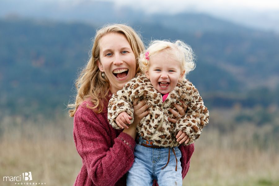 Mother and daughter pictures - Corvallis, OR photographer