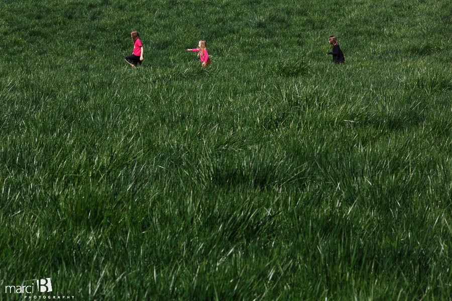 Corvallis photography - farm - kids - spring