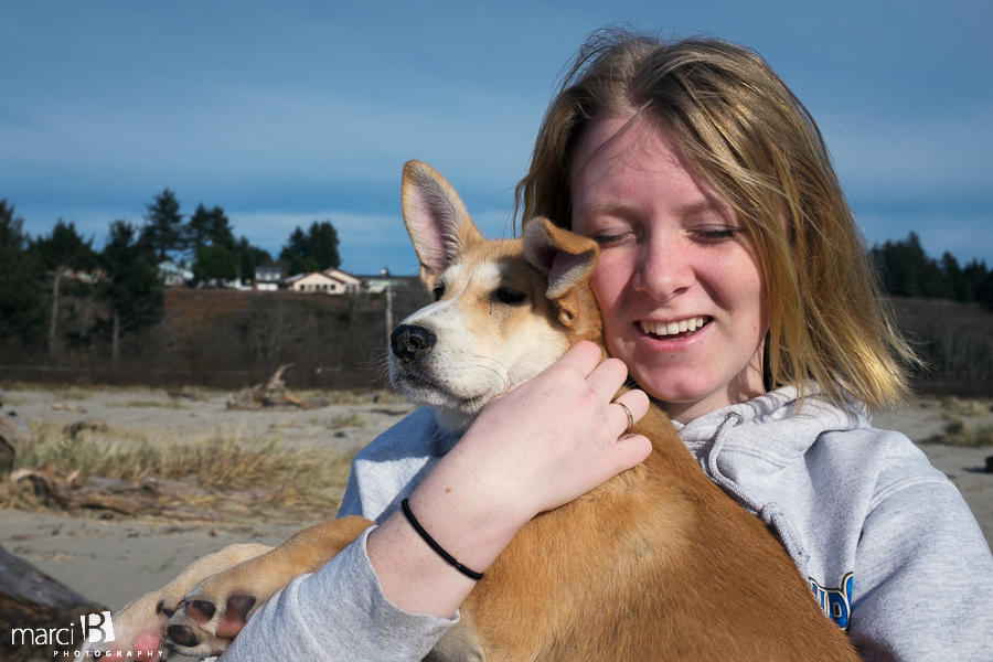 Oregon coast - kids at the beach - puppy love