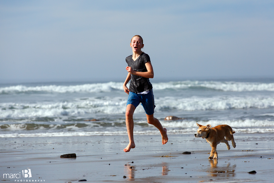 Oregon coast - kids at the beach - puppy at the beach